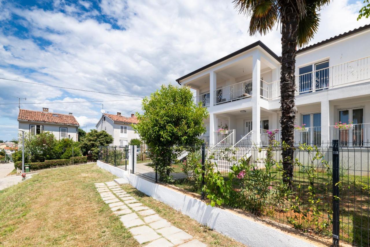Pribetic Apartments Porec Bagian luar foto