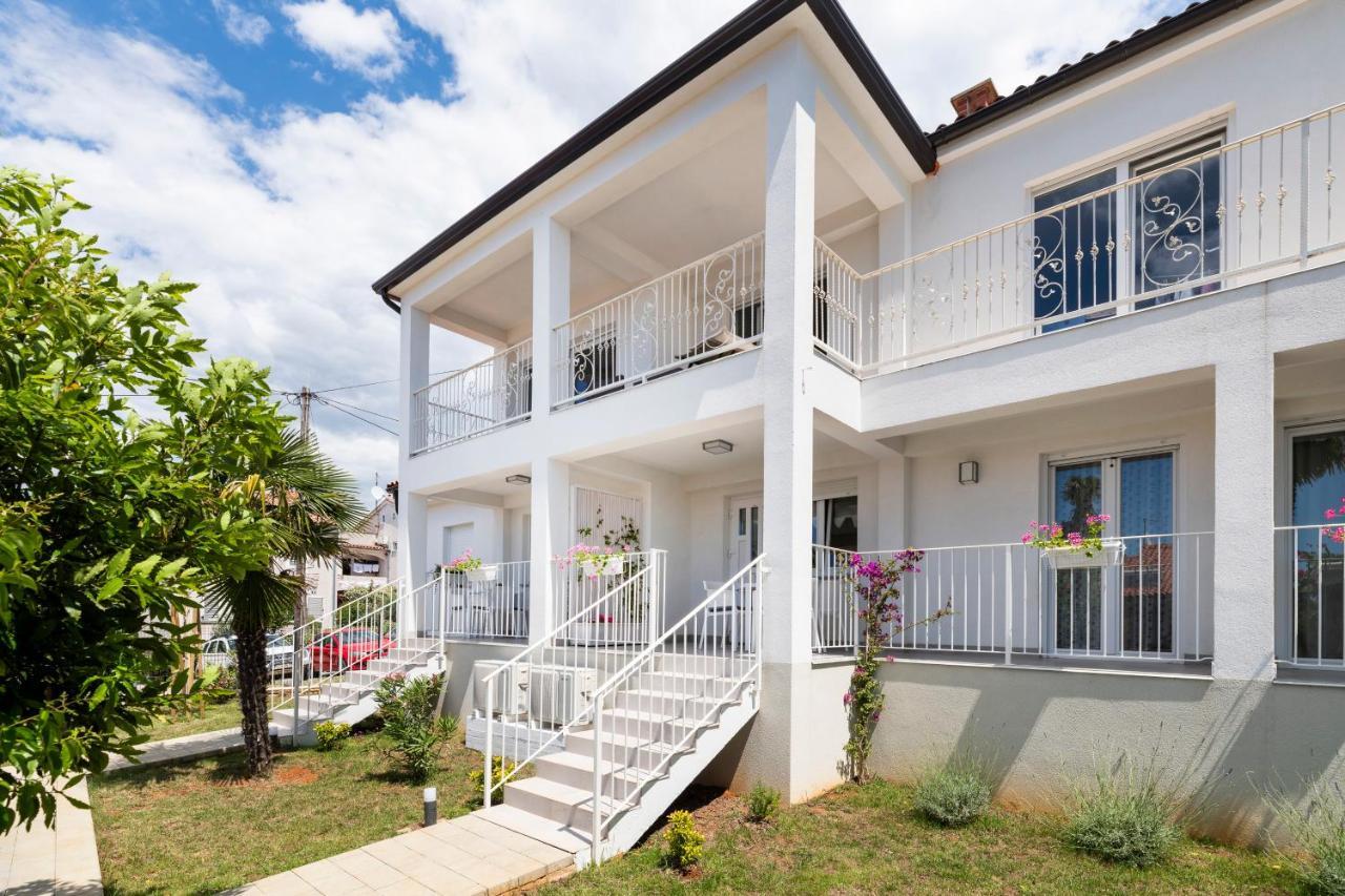 Pribetic Apartments Porec Bagian luar foto