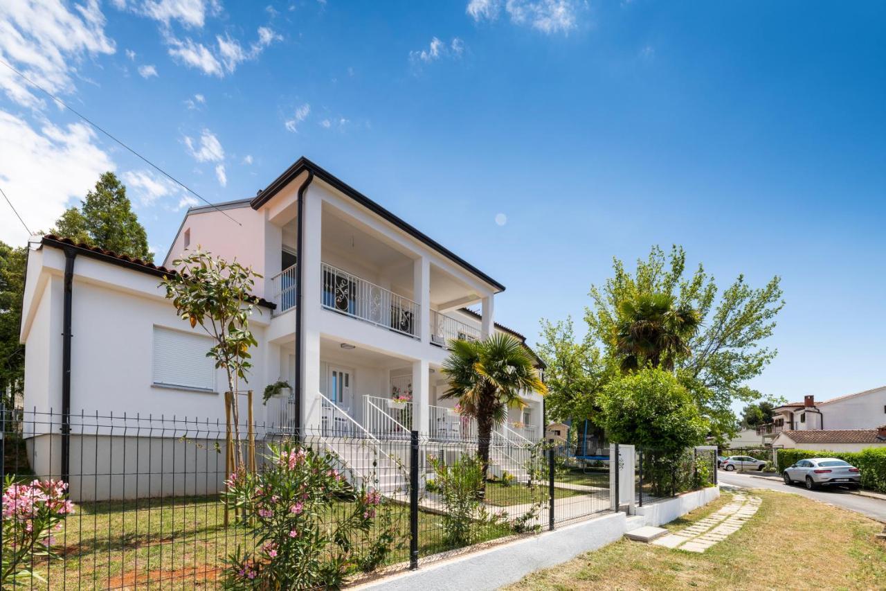 Pribetic Apartments Porec Bagian luar foto